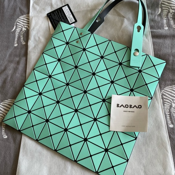 BAO BAO ISSEY MIYAKE  Lucent tote bag 2020 new - Picture 2 of 8